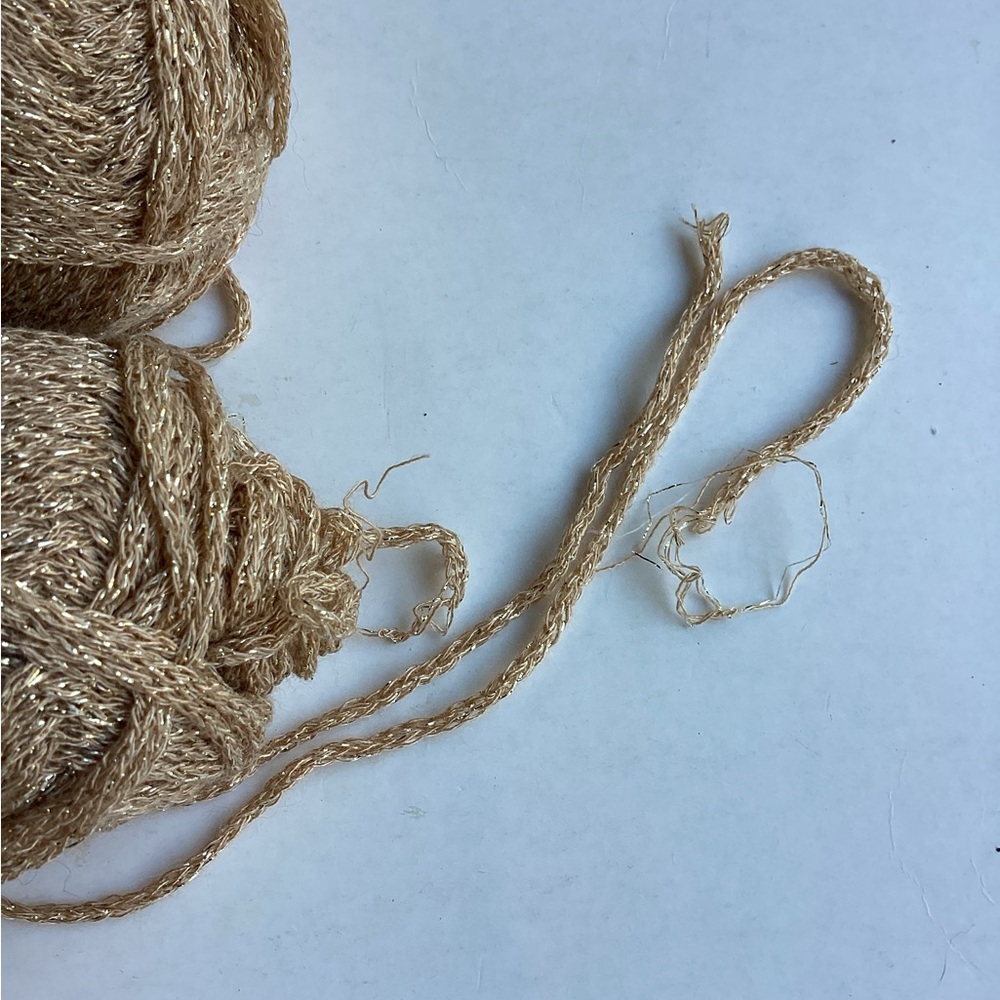 Patons Brilliant Yarn Gold Glow Acrylic Metallic - Picture 7 of 10